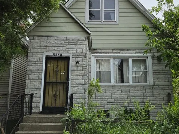 2921 E 78th Pl, Chicago, IL 60649