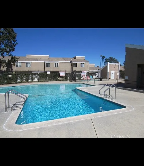 44586 La Paz Rd — Photo 11