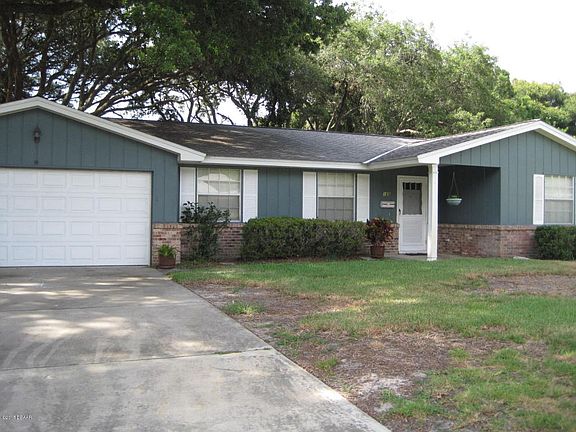3rd image of 185 Kimberly Dr