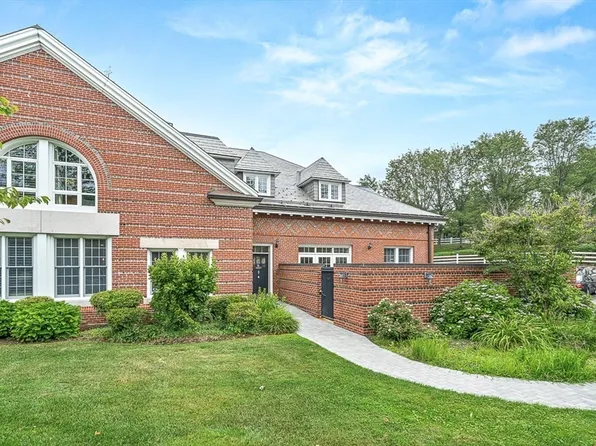 3 Stables Way Unit 3, Belmont, MA 02478