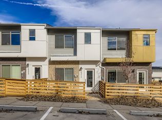 15313 W 69th Ave, Arvada, CO 80007