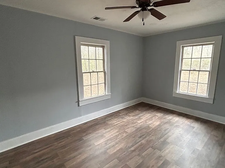 5365 W Oglethorpe Hwy — Photo 2
