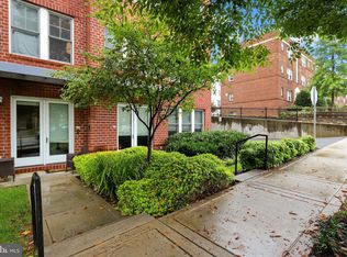 1418 N Rhodes St #B107, Arlington, VA 22209