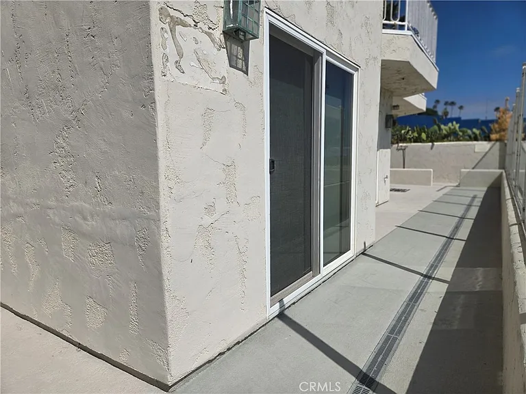 25 15th Pl — Photo 30