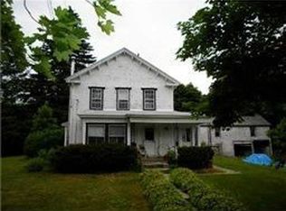 308 Church St, Wood River Junction, RI 02894