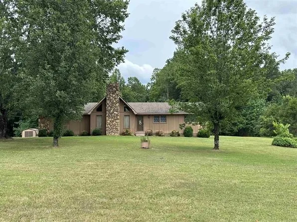 4524 Bible Hill Rd, Parsons, TN 38363