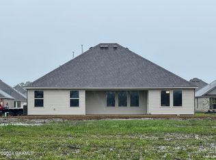 222 Hadley Ct, Breaux Bridge, LA 70517