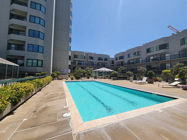 601 Van Ness Ave #211 — Photo 19
