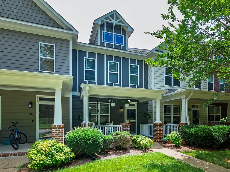 76 Millbrook Dr — Photo 2