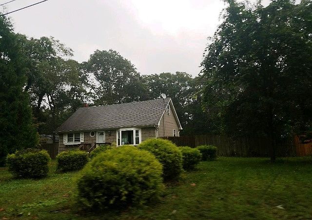 2nd image of 337 Orchid Dr