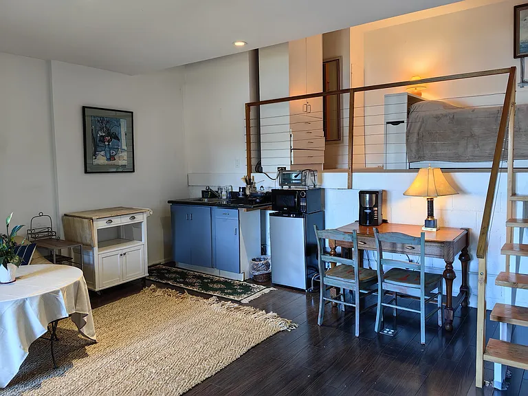 238 Donahue St #238A — Photo 2