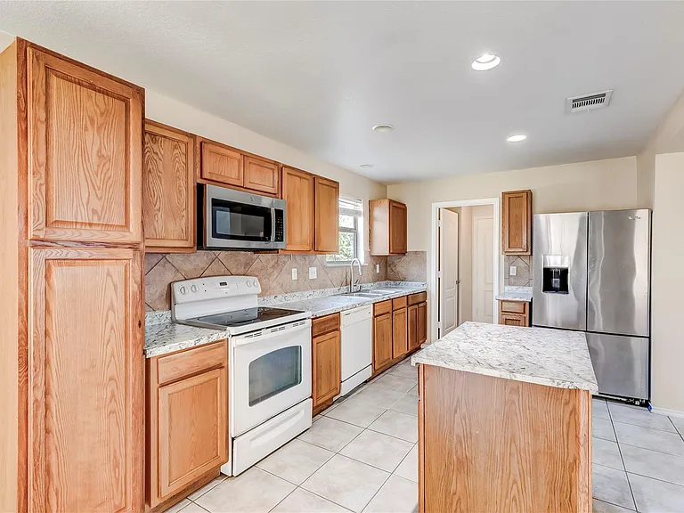 191 Beech Dr — Photo 13