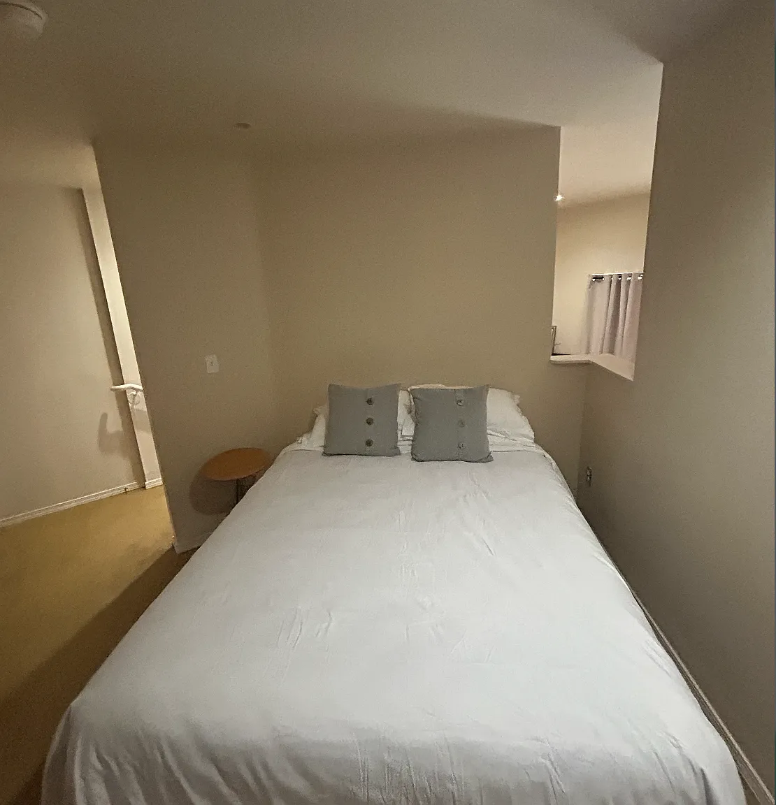 Studio, 550 sqft, $1,495 — Photo 2
