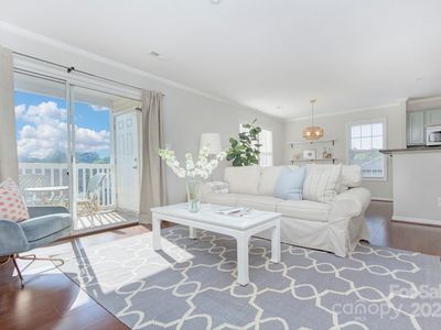 1075 Triece Ln, Charlotte, NC, 28215