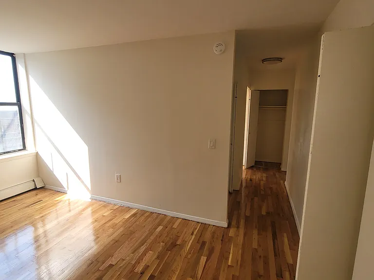 1264 Sheridan Ave #6F — Photo 7