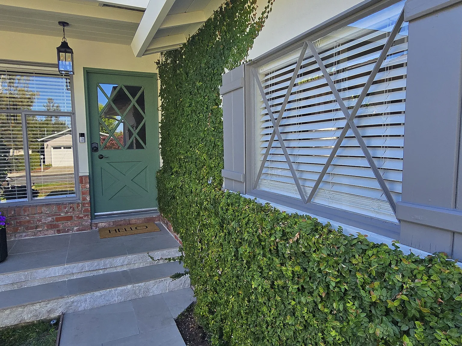 304 San Carlos Ave — Photo 3