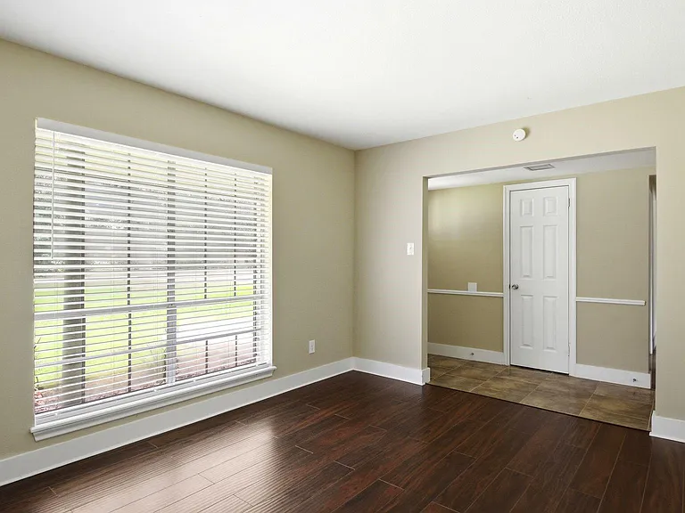 1511 Sungail Dr — Photo 10