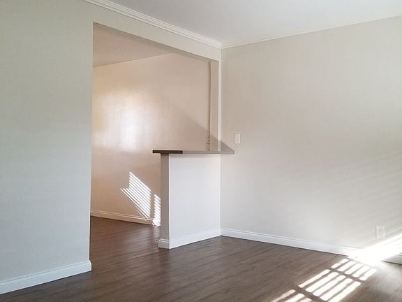 2nd image of 777 Loma Ave #6