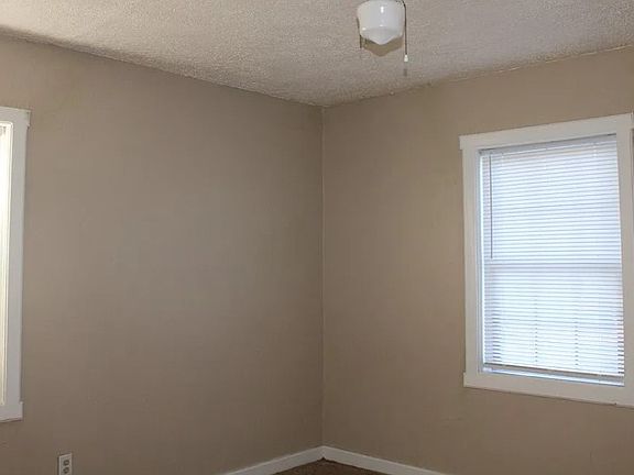 3rd image of 523 E Douglas Dr