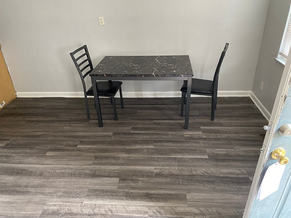 2nd image of 2017-2019 Malvern Ave