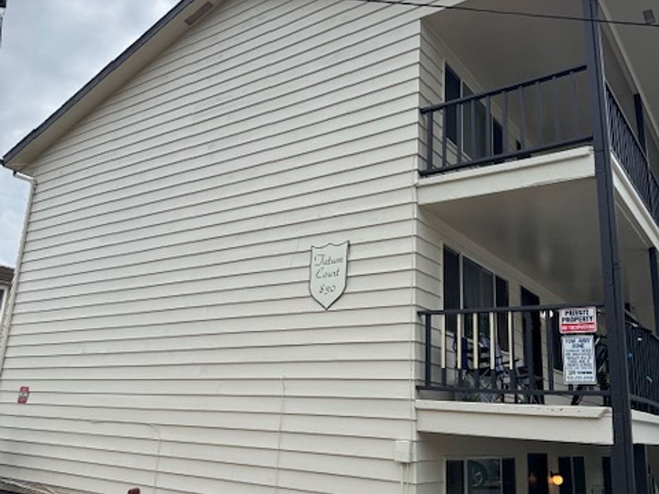 1st image of 830 SW Grove St #422-04-09