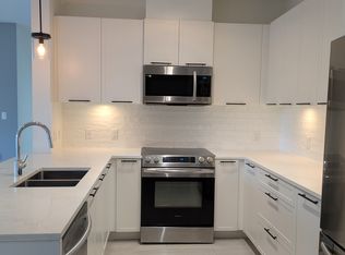 32888 Maclure Rd #212, Abbotsford, BC V2S0K9