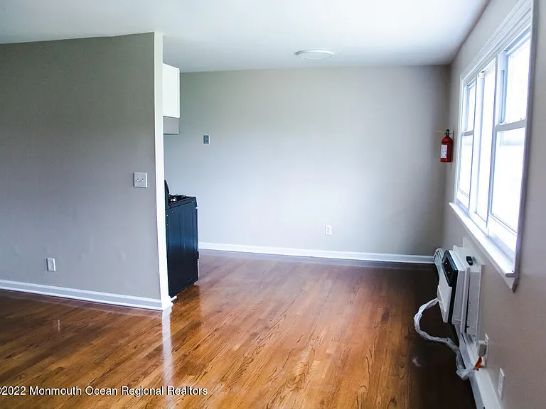 65 Steiner Ave #17 — Photo 2