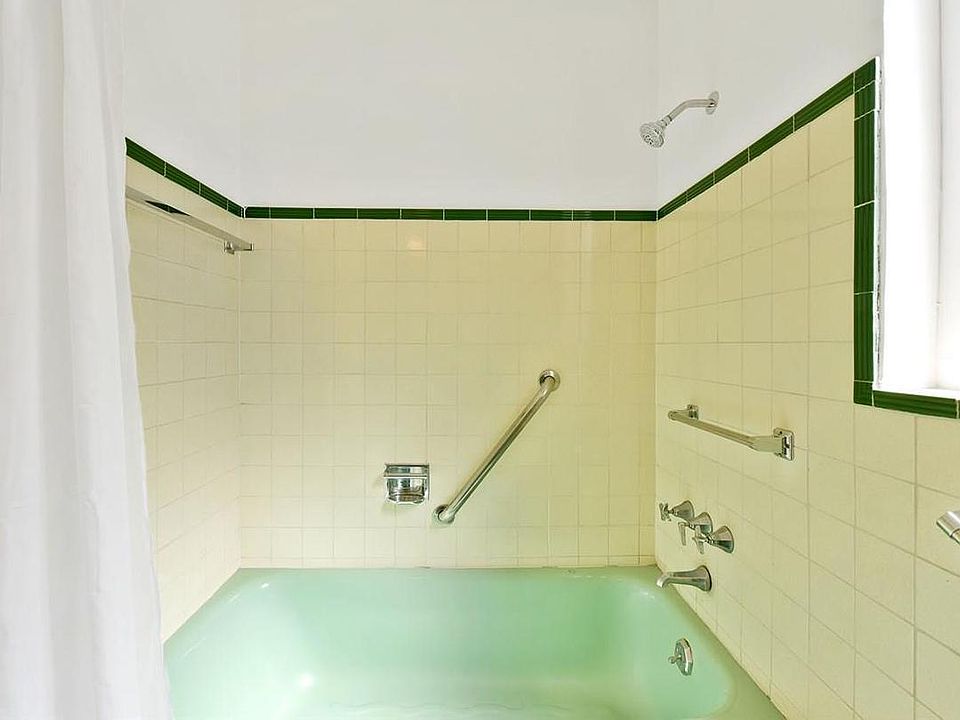 1st image of 2821 Carlson Blvd
