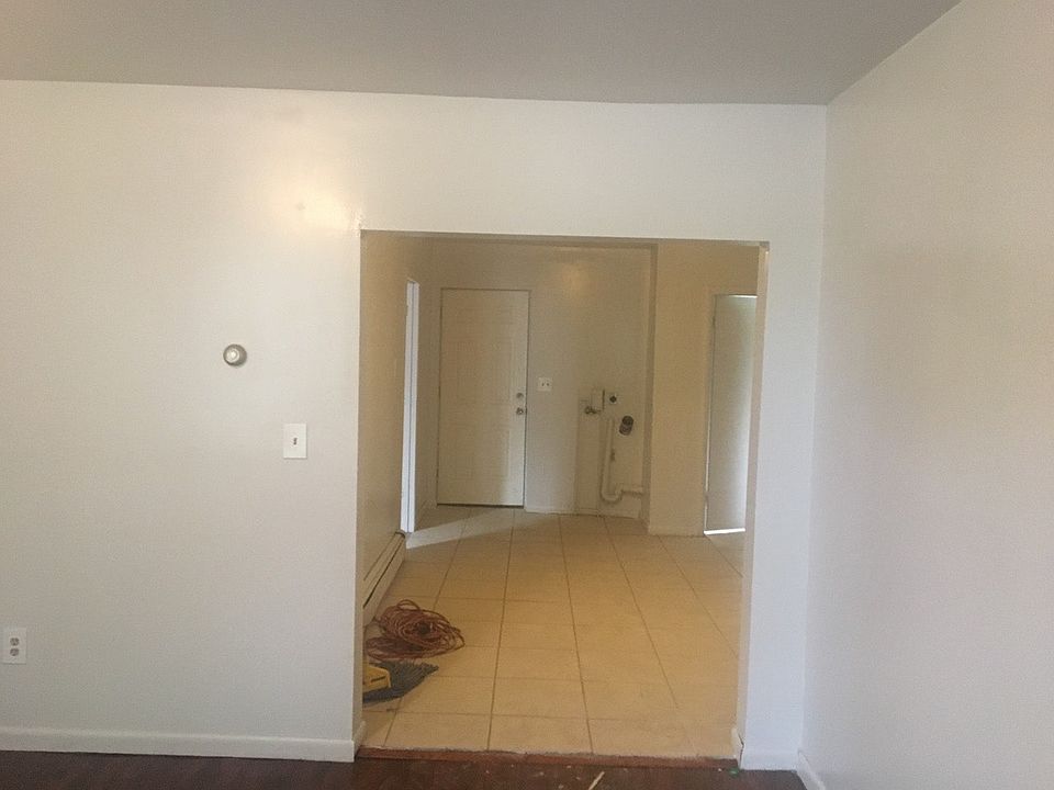 2nd image of 352 8th St