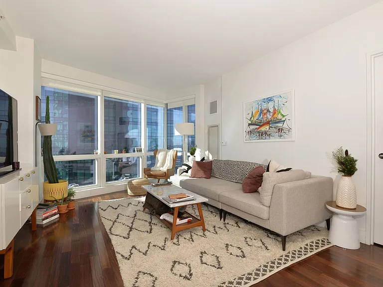 77 Hudson St #3011 — Photo 14
