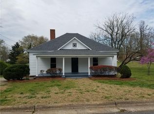 115 Union St, Eden, NC 27288