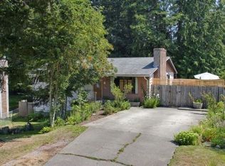 866 E Douglas Ave, Bellingham, WA 98229