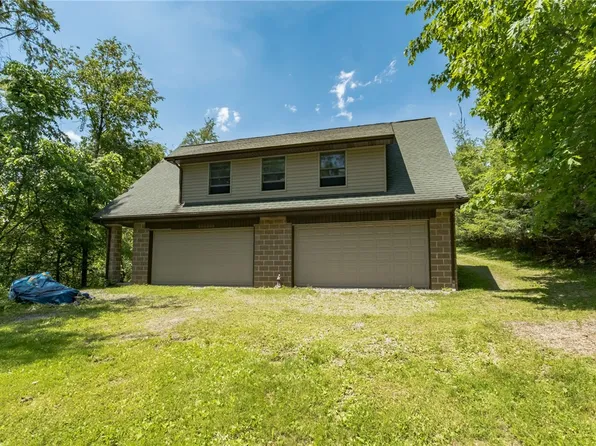 116 Alpha Ln, Penn, PA 15675