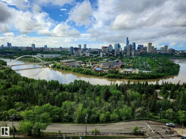 10149 Saskatchewan Dr NW #1600, Edmonton, AB T6E 6B6