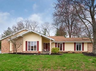 15451 Rockmoor Dr, Chesterfield, MO 63017