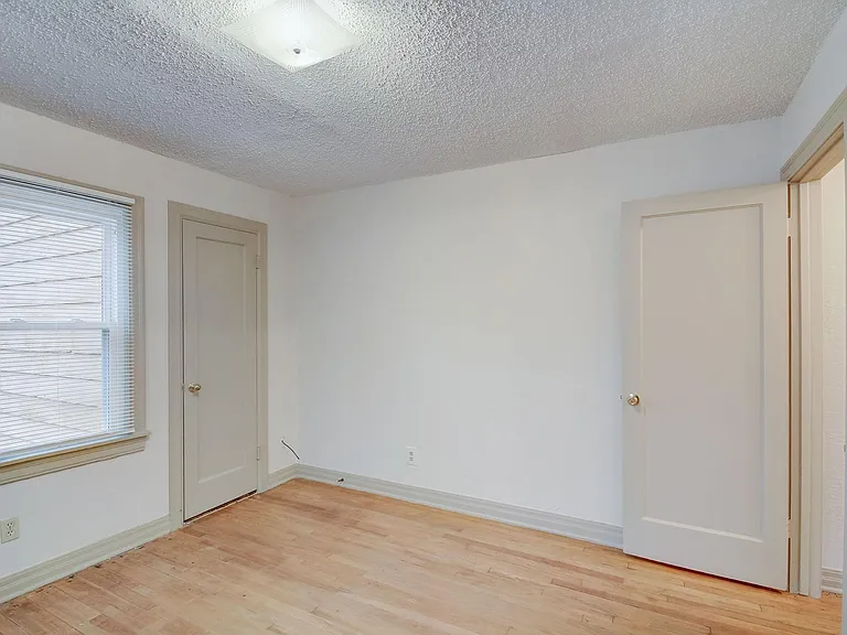 3108 Cashion Pl — Photo 10