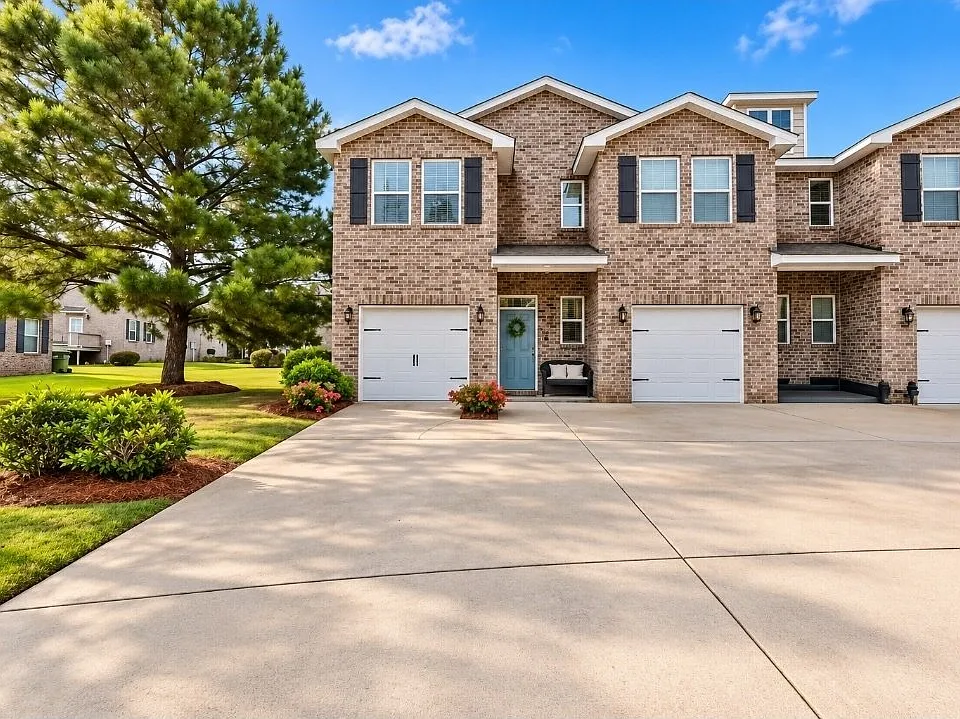 6788 Spaniel Dr