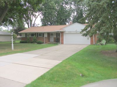 32450 Nestlewood St, Farmington Hills, MI, 48334