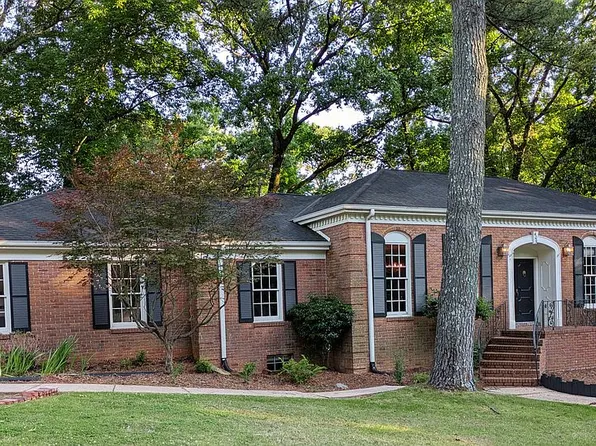 409 Woodridge Dr, Tuscaloosa, AL 35406