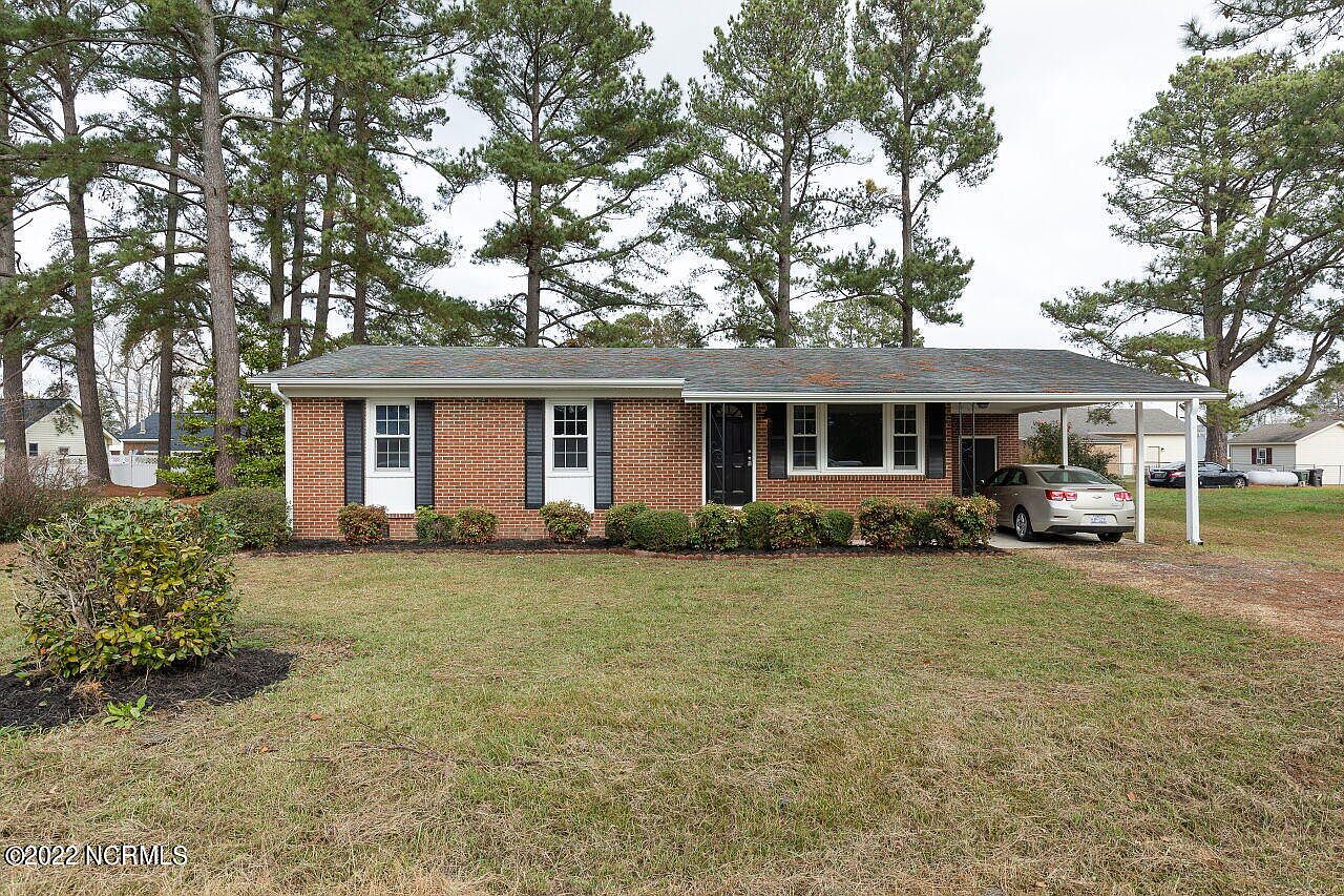 415 Pineview Street, Lucama, NC 27851 Zillow