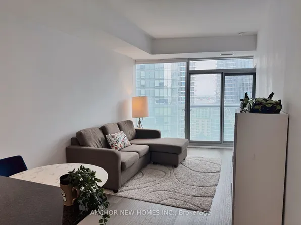 12 York St #1703, Toronto, ON M5J 0A9