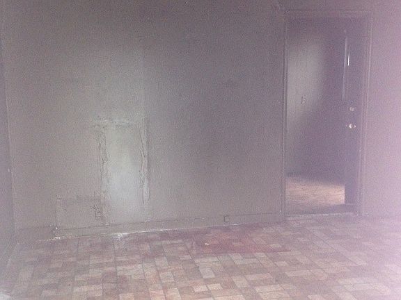5th image of 216 Wyatt St
