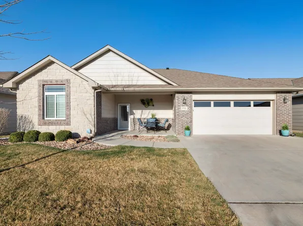 3711 N Siena Lakes Cir, Wichita, KS 67205