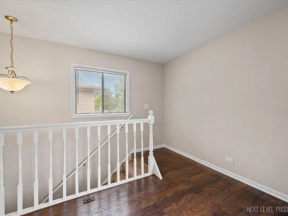 3rd image of 2S713 Winchester Cir E #4