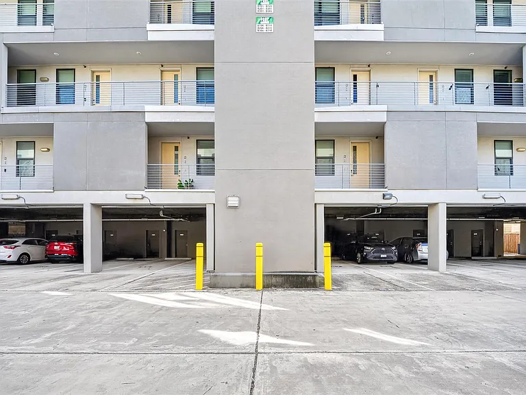 2401 Crawford St #B209 — Photo 1