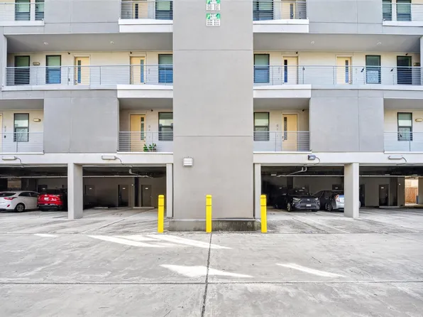 2401 Crawford St #B209, Houston, TX 77004