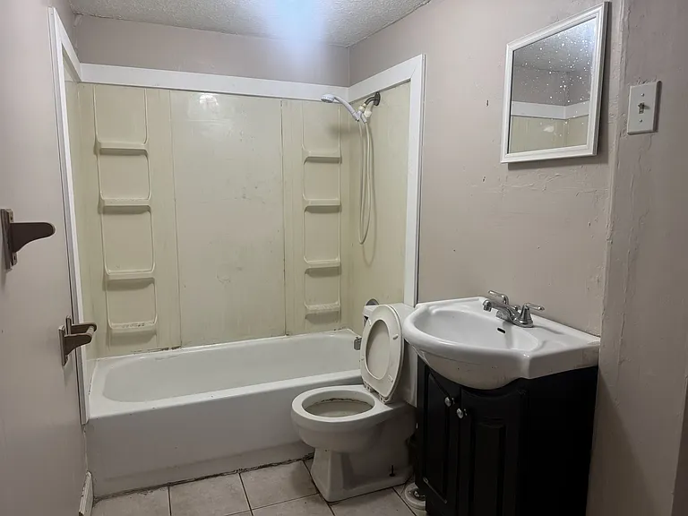1604 Alton Rd — Photo 12