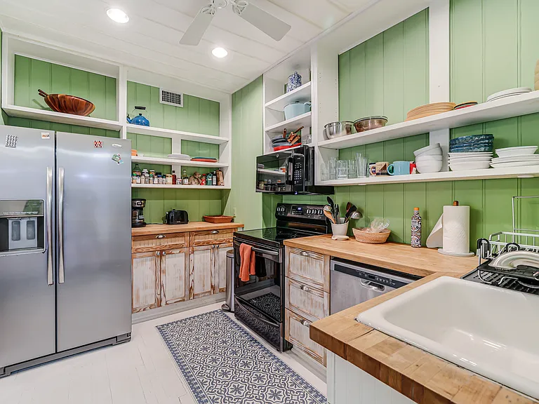 11350 NE 8th Ct — Photo 17