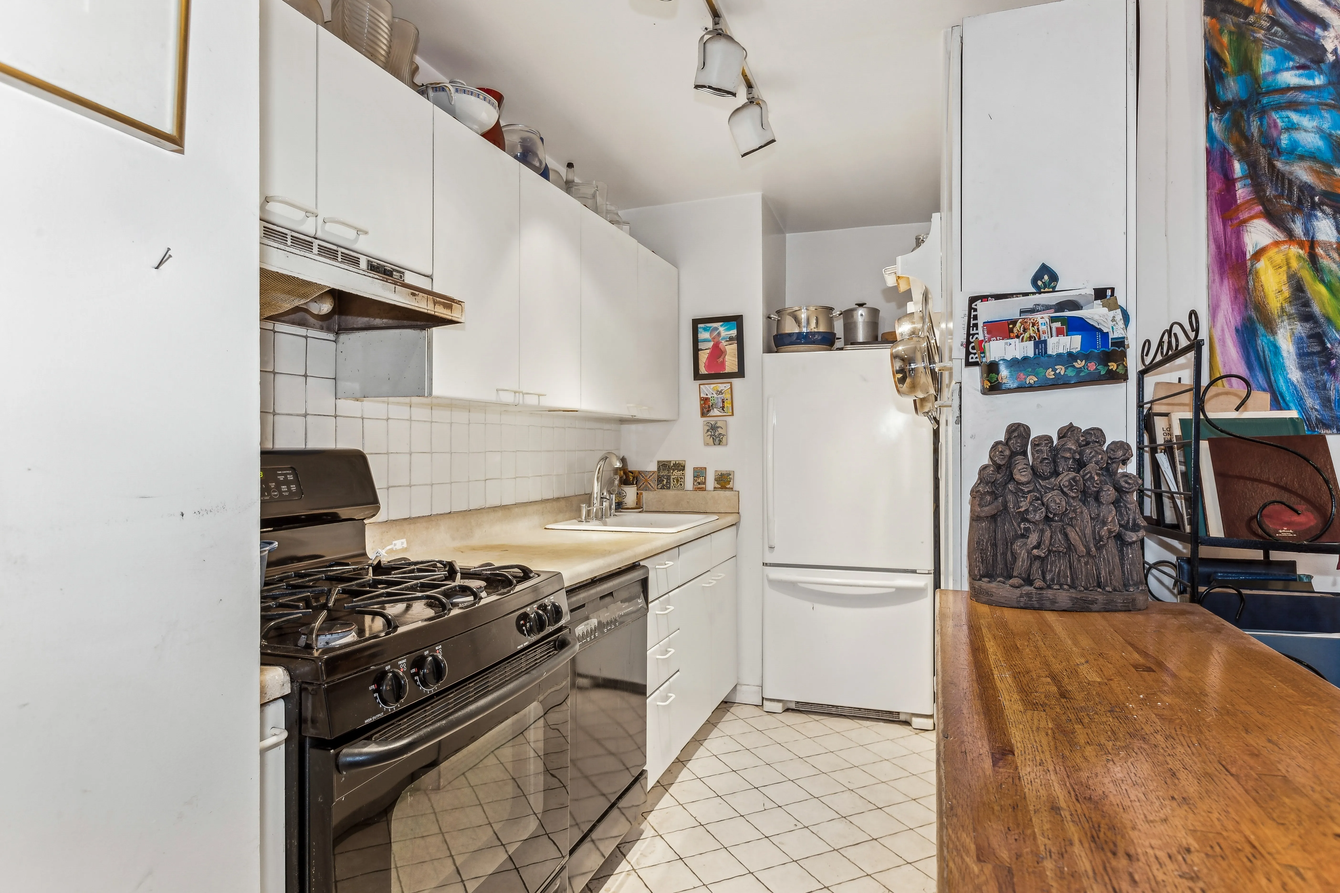 260 West 10th Street #2W in West Village, Manhattan | StreetEasy
