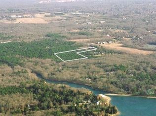 Green Hollow Rd, East hampton, NY 11937